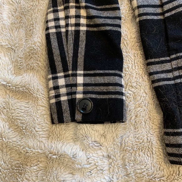 New York & Company black and white wool coat size 2 - Picture 5 of 8